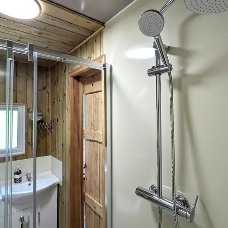 Kingfisher Shepherd's Hut * Saint-Mars-sur-la-Futaie