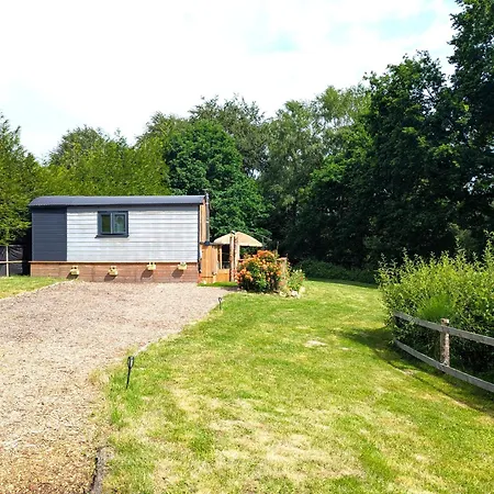 Kingfisher Shepherd's Hut
